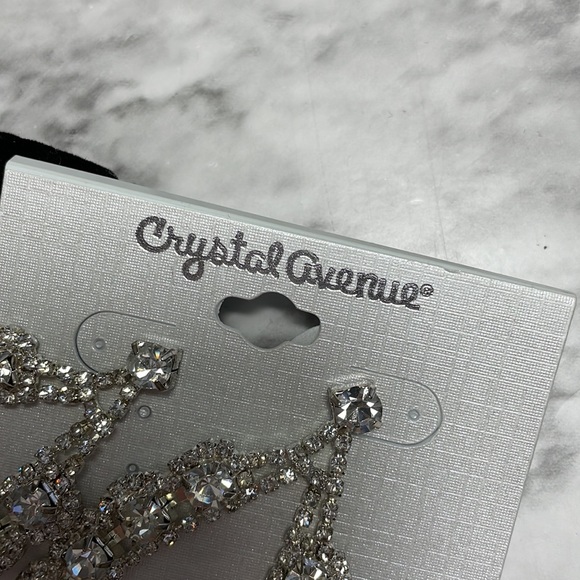 New rhinestone crystal statement dangle special occasion earrings - Picture 2 of 4